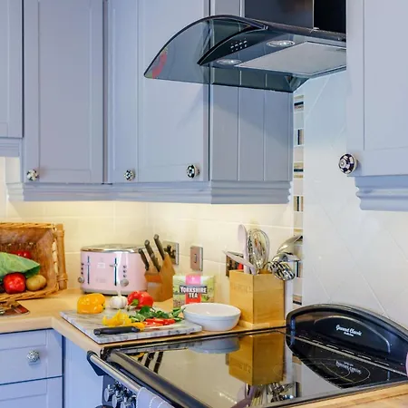 1 Bed In Richmond 44401 Holiday home
