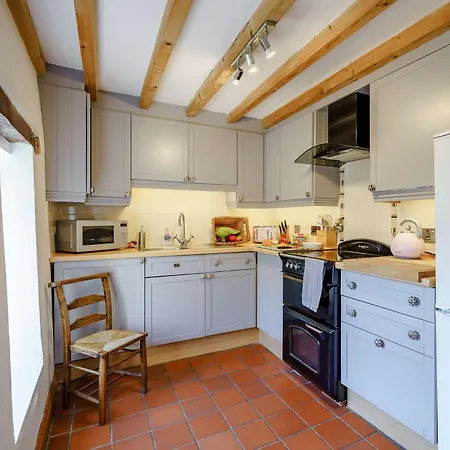 1 Bed In Richmond 44401 Feriehus *