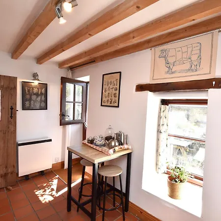 1 Bed In Richmond 44401 Feriehus