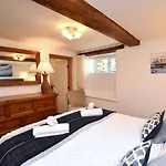 1 Bed In Richmond Oc-44401 *